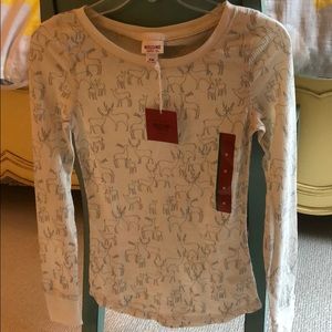 NWT Fitted Waffle Shirt (Mossimo)